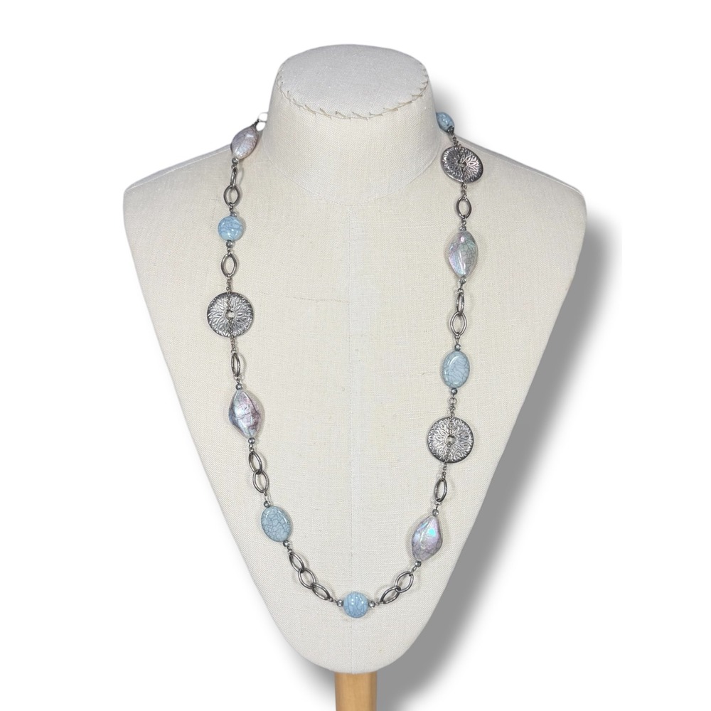 Premier Designs Marine Blue Iridescent Bead Silver Tone Medallion Necklace Boho
